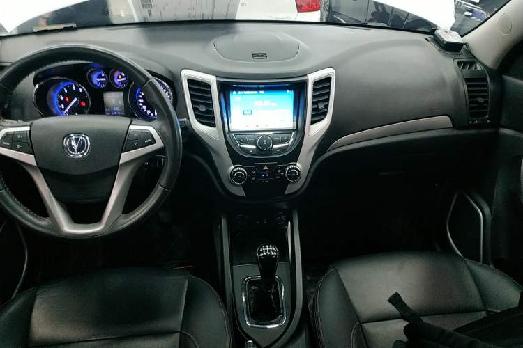 Used Changan CS35 2016 1.6L Manual Luxury Model China V Standard