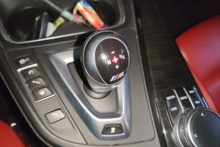 Used BMW M4 2014 M4 two-door coupe
