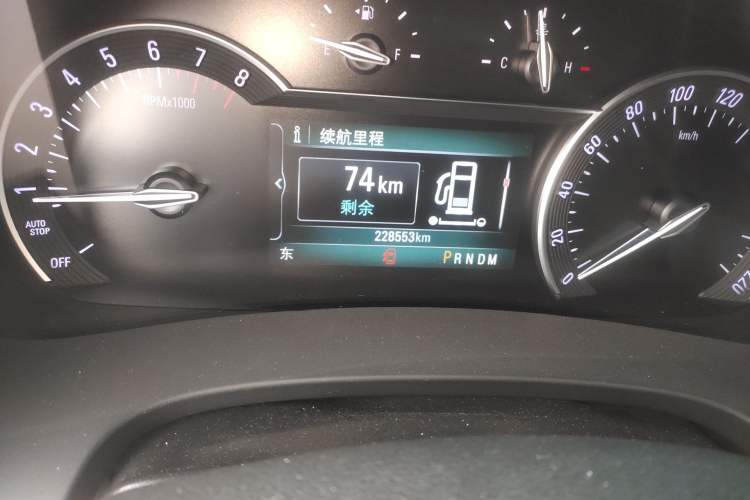 Used Buick GL8 2018 ES 28T Comfort Model China VI Standard Odometer Close Up