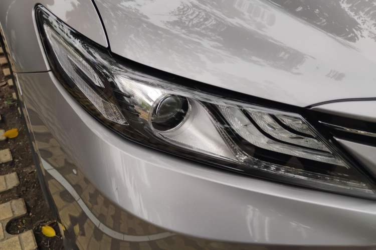 Used Toyota Camry 2021 Dual-Motor 2.5HG Luxury Edition Right Front Headlight