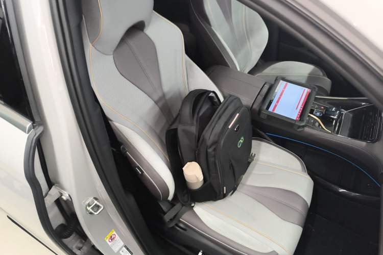 Used BYD Frigate 07 2024 HONOR Edition DM-i 100KM Luxury Model
