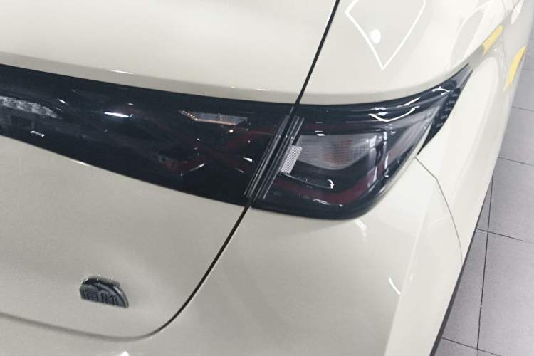 Used BYD Dolphin 2023 420 km Fashion Edition
