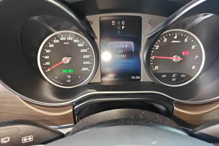 Used Mercedes-Benz V-Class 2022 V 260 Prestige Edition Instrument Cluster