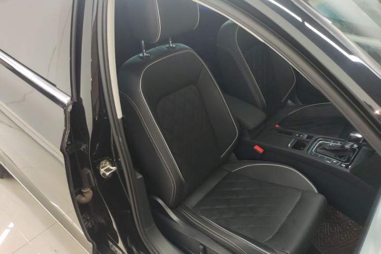 Used Volkswagen Magotan GTE Plug-in Hybrid 2022 GTE Luxury Model
