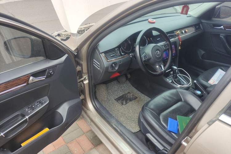 Used Volkswagen Bora 2013 1.6L Automatic Luxury Model
