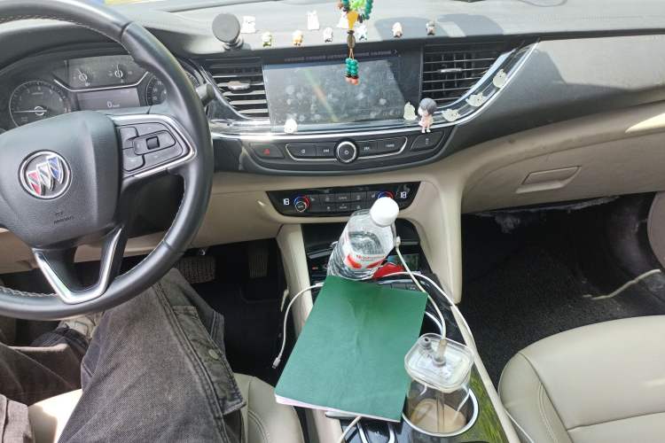 Used Buick Regal 2021 552T Elite Edition Audio And AC Panel