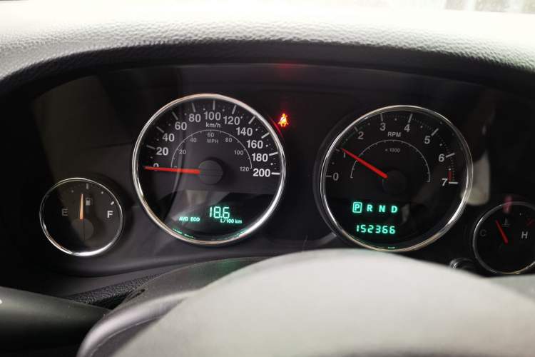 Used Jeep Wrangler 2014 3.0L Sahara Four-Door Edition
