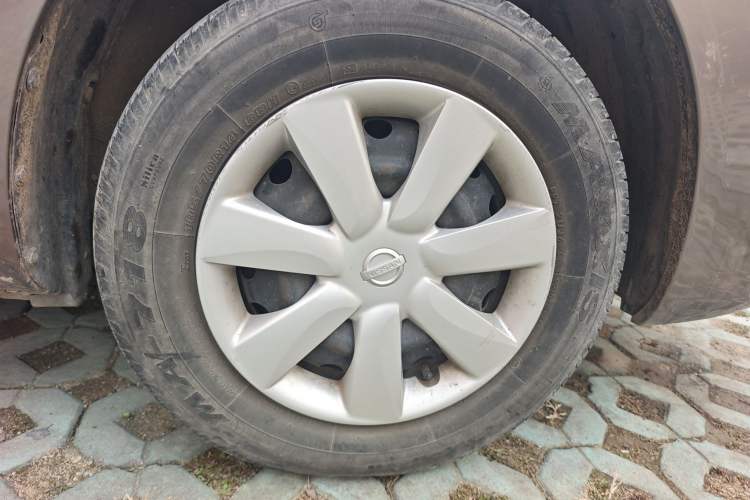 Used Nissan Sunny 2015 1.5XE Manual Comfort Edition
