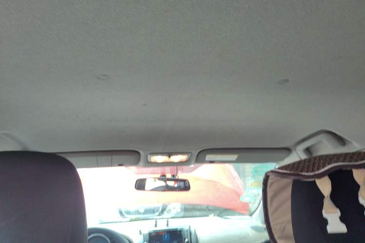 Used Toyota YARiS L Zhi Xuan 2015 1.5E Automatic Charm Edition Headliner