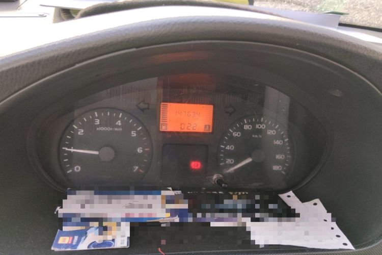 Used Wuling Rongguang 2011 1.2L Base Version Odometer Close Up
