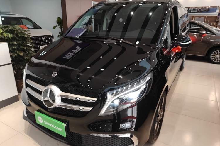 Used Mercedes-Benz V-Class 2022 V 260 L Long Wheelbase Prestige Edition