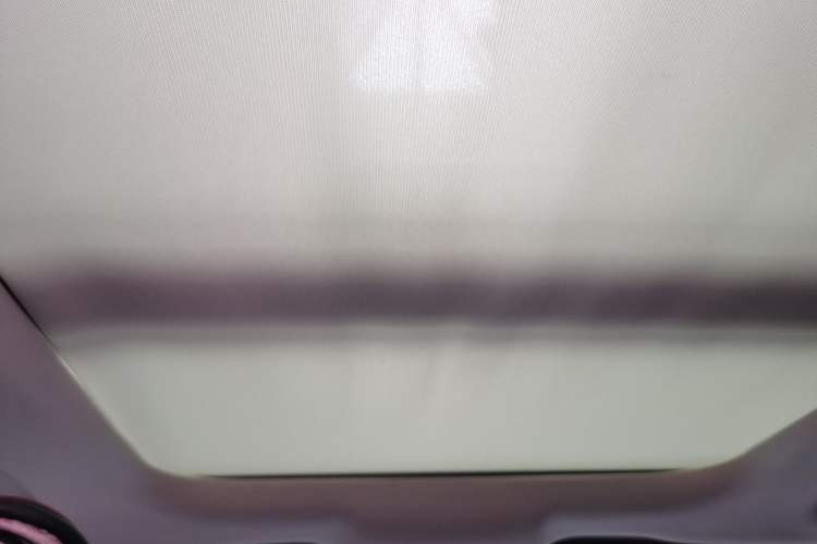 Used Geely Auto Emgrand X7 Sport 2020 1.8TD Manual Two-Wheel Drive Zhiya Model Headliner