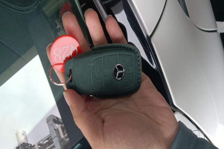 Used Mercedes-Benz CLS 2018 CLS 300 Luxury Model Interior 1