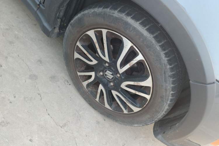 Used Suzuki Swift 2016 1.5L Manual Fashion Edition Cool Play Version
