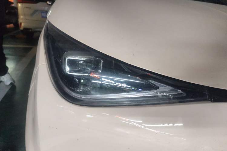 Used Cowin October 2023 201km Wave Rider Edition
