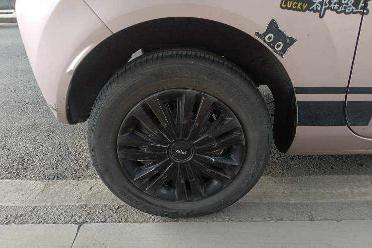 Used Geely Galaxy Panda 2023 Panda Mini 200km Endurance Bear Right Rear Wheel Hub