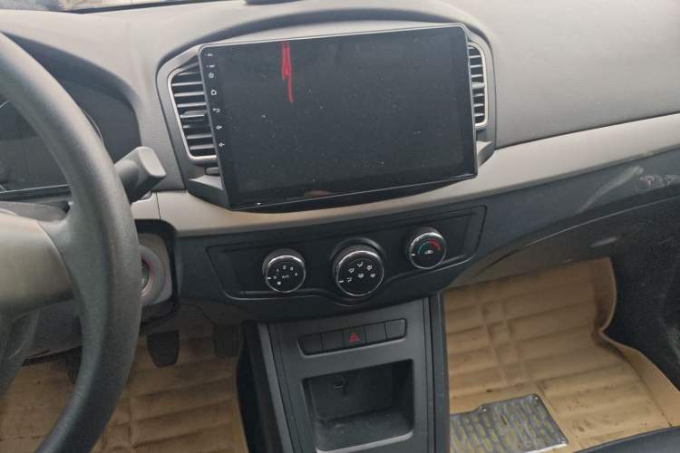 Used Roewe 350 2014 1.5L Manual Xunchi Edition