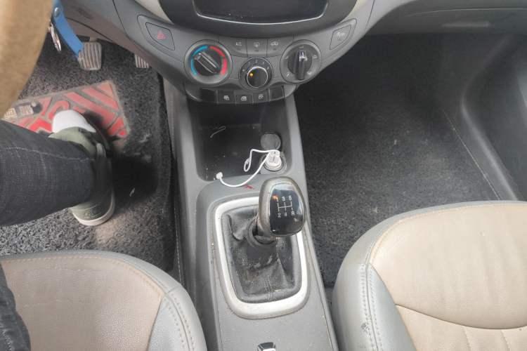 Used Chevrolet Sail 2015 Sail 3 1.5L Manual with Ideal Sunroof Edition