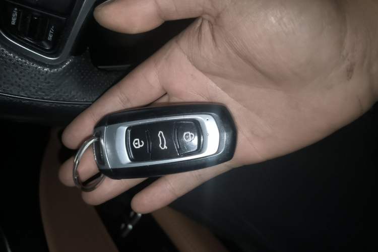 Used Geely Auto Vision S1 2018 1.4T CVT FENGXING Model Vehicle Key