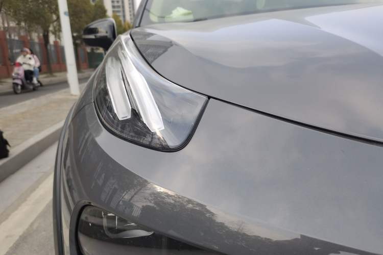 Used Lynk & Co 02 2018 1.5T DCT Two-Wheel Drive Pro Version China V Emission Standard
