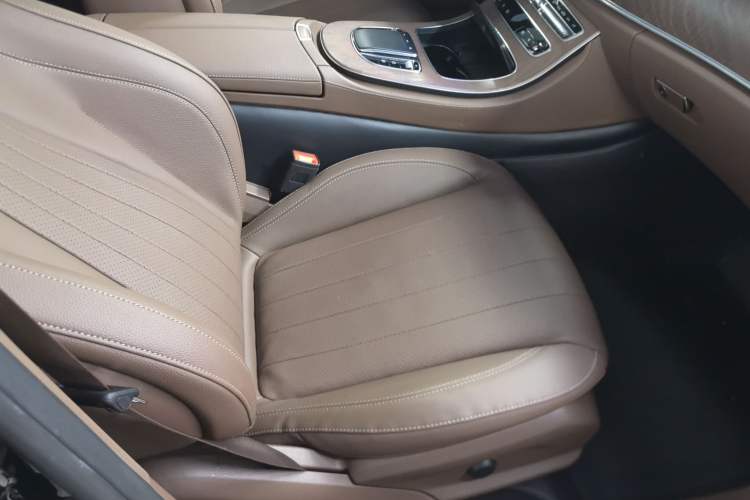 Used Mercedes-Benz E-Class 2023 Updated E 300 L Luxury Edition
