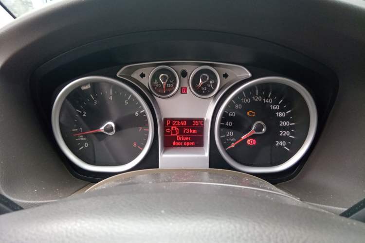 Used Ford Focus 2013 Sedan Classic 1.8L Automatic Base Model
