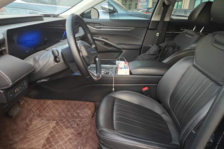 Used Ford Mondeo 2025 2.0T EcoBoost Luxury Version