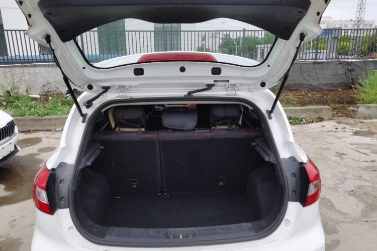 Used JAC Group Refine S2 2017 1.5L Manual Luxury Model
