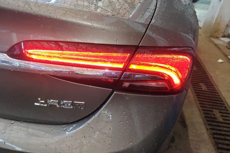 Used Buick LaCrosse 2019 28T Prestige Model
