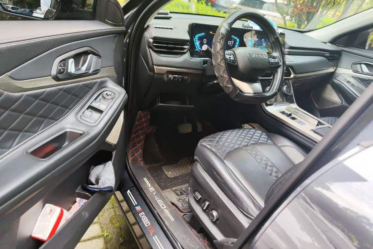 Used EXEED Lingyun 2021 290T Two-Wheel Drive Starry Edition Driver Seat