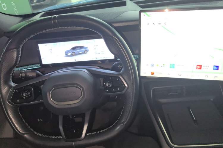 Used Lynk & Co 07 2024 EM-P 126 Long-Range Ultra