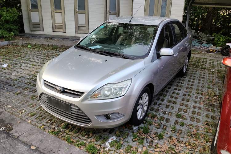 Used Ford Focus 2013 Sedan Classic 1.8L Automatic Base Model