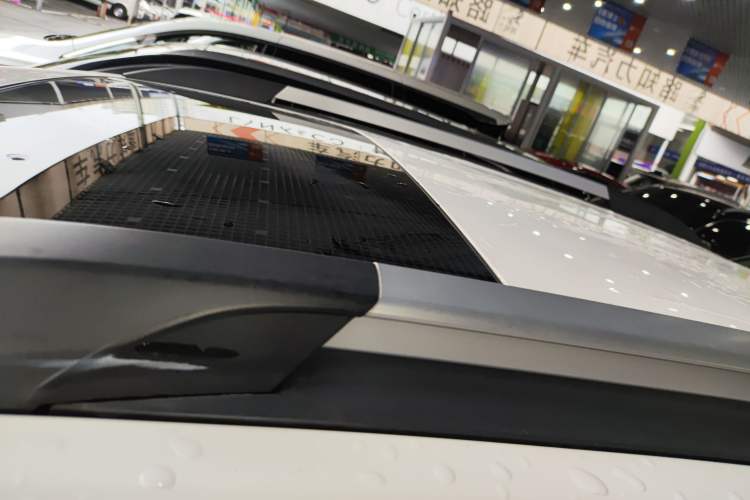 Used Chevrolet Trax 2017 1.4T Automatic All-Wheel-Drive Flagship Model Roof