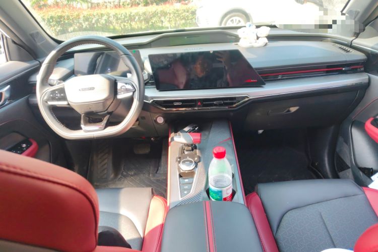 Used Oshan Z6 2023 Blue Whale 1.5T DCT Smart Luxury Model
