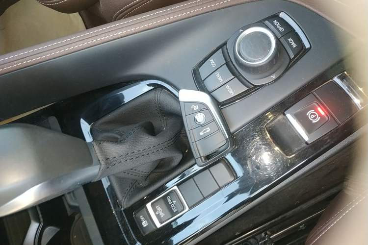 Used BMW X1 2019 sDrive18Li Premium Edition Vehicle Key