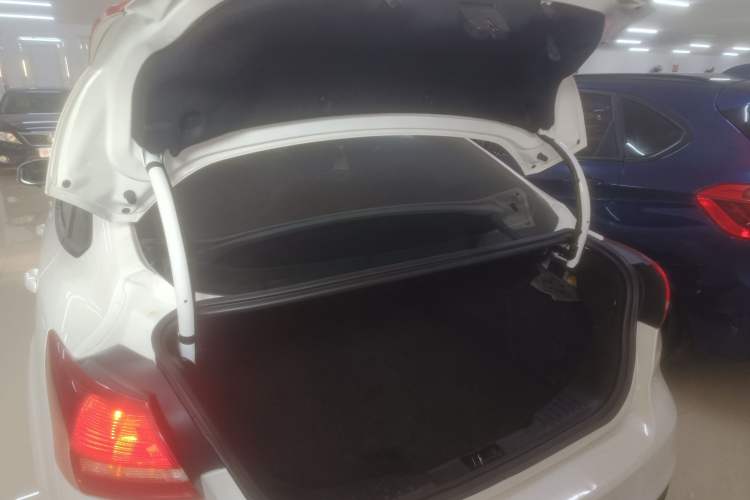 Used Ford Focus 2015 Sedan 1.6L Automatic Trend Model