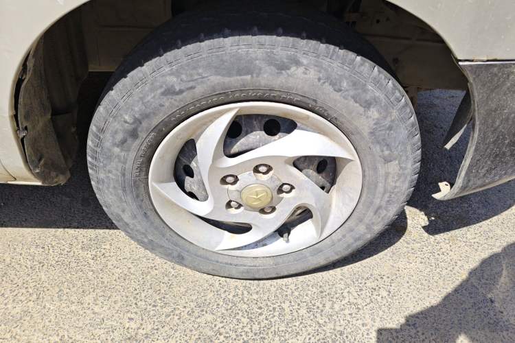 Used JAC Group Refine 2012 2.0L Timeless Edition HFC4GA3