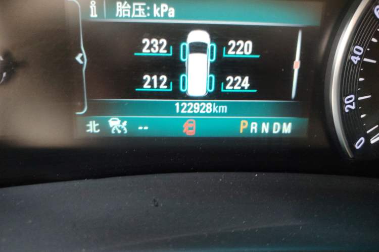 Used Buick GL8 2017 ES 28T Flagship Model China V Standard
