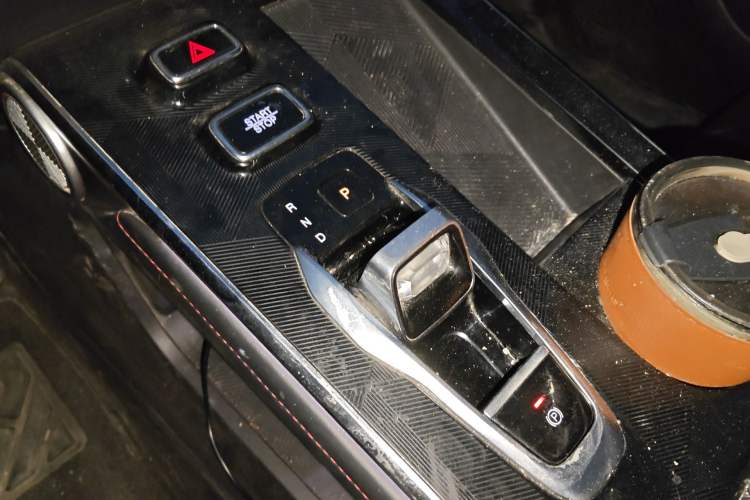 Used GAC Trumpchi EMKOO 2022 1.5T Supernova Pro Edition Gear Lever