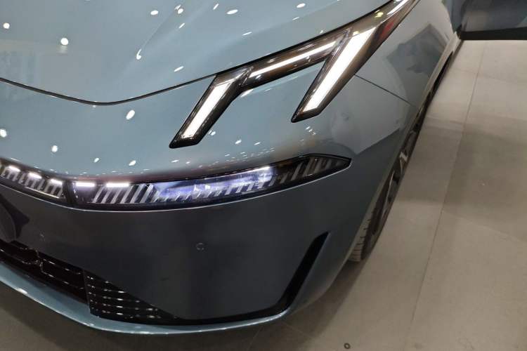 Used Lynk & Co 07 2024 EM-P 126 Long-Range Ultra