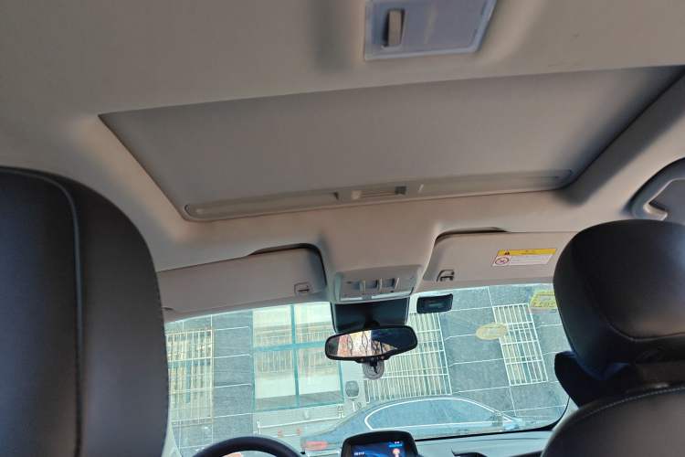 Used Buick Encore 2015 1.4T Automatic Two-Wheel Drive Urban Leading Model Headliner