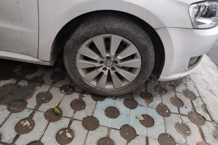 Used Volkswagen Lavida 2013 1.4TSI Manual Comfort Edition