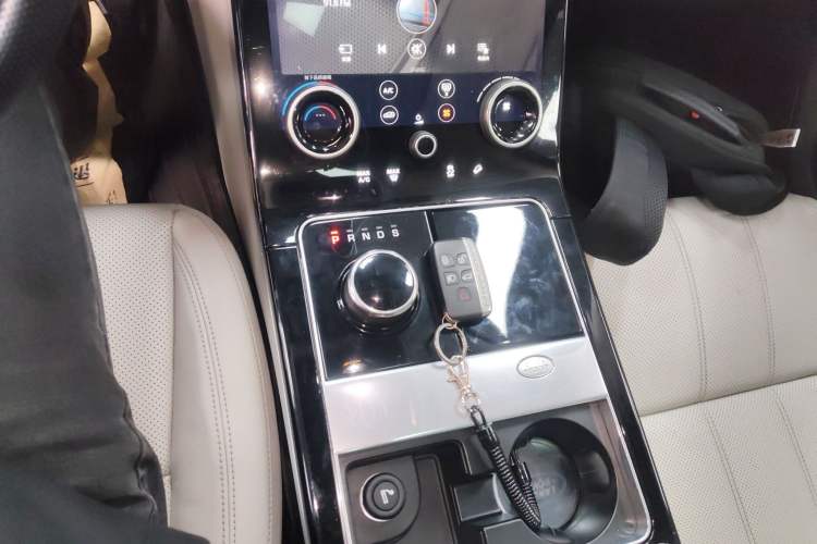 Used Land Rover Range Rover Velar 2017 P380 S
