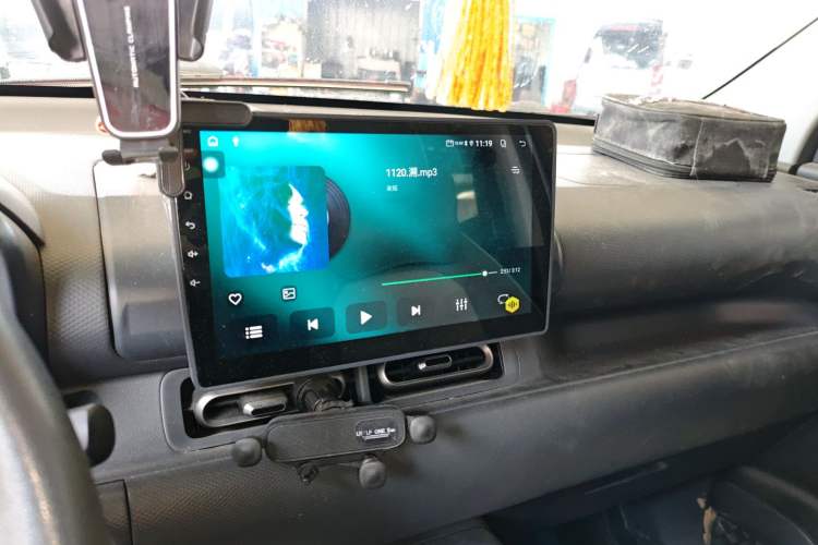 Used Wuling Hongguang New Energy 2024 All-Electric Model 300KM Practical Version