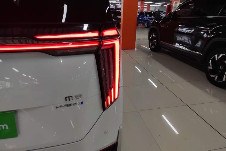 Used GAC Trumpchi M8 2023 Zongshi Series Dual-Motor Supreme Edition