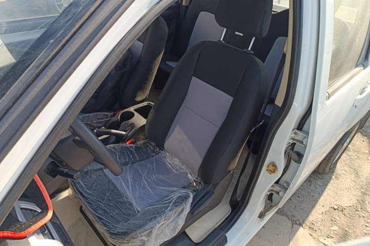 Used Chana Shenqi F30 2019 1.5L Comfort Edition China VI Dual-Cab Short-Wheelbase DAM15KL
