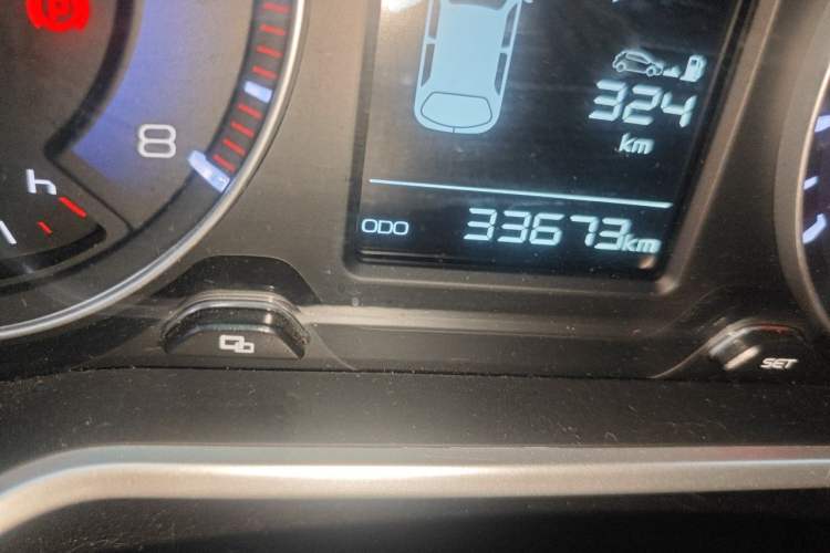 Used Geely Auto Vision X3 2018 1.5L Automatic Anniversary Edition Odometer Close Up