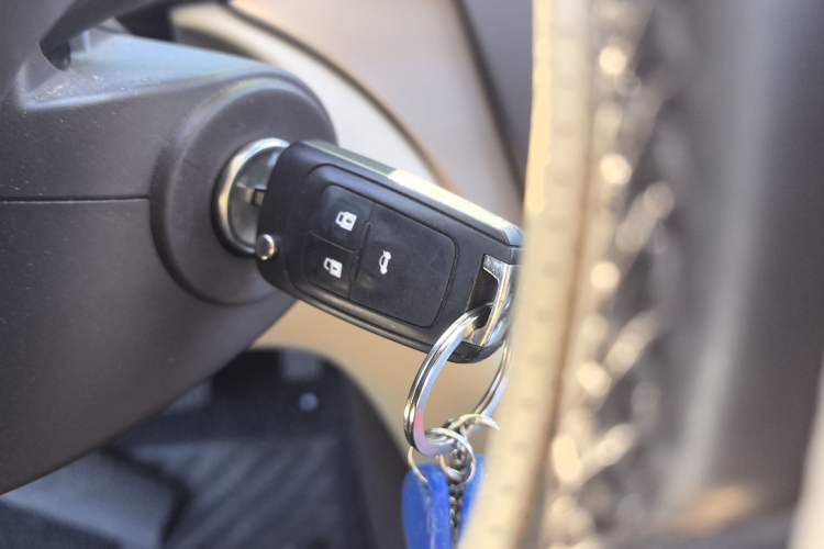 Used Opel Insignia 2013 2.0T Two-Wheel-Drive Luxury Version