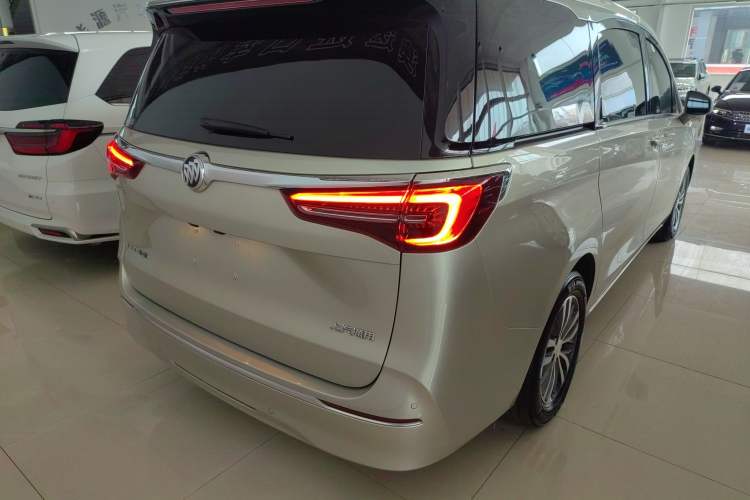 Used Buick GL8 2020 ES Land Cruiser 653T Luxury Edition