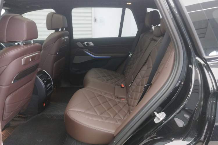 Used BMW X5 2023 xDrive 40Li M Sport Night Edition Package